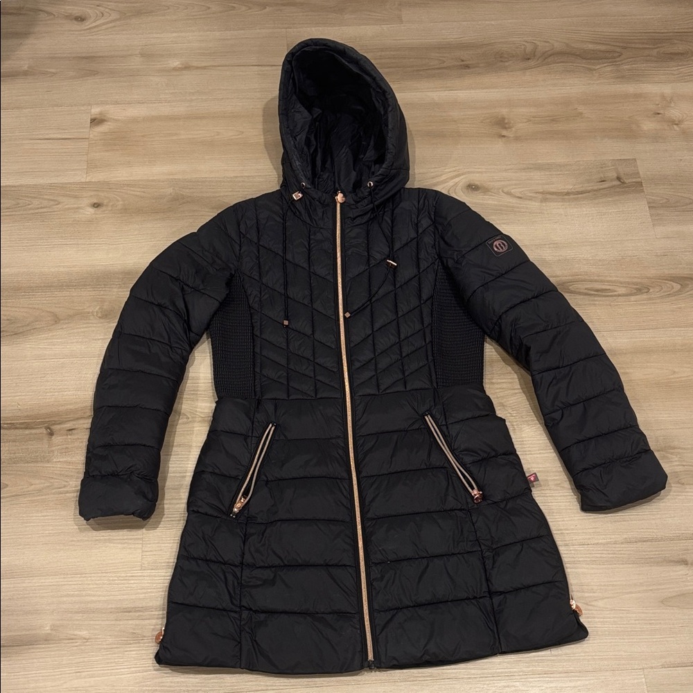 Bernardo Women's Small Black with rose gold accents duck free long puffer Jacket